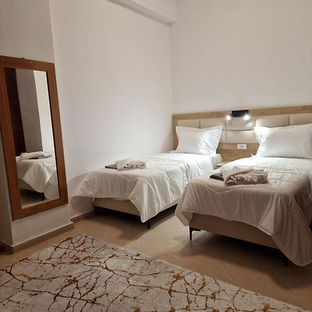 Apartment Antigona Gjirokastra Kültér fotó