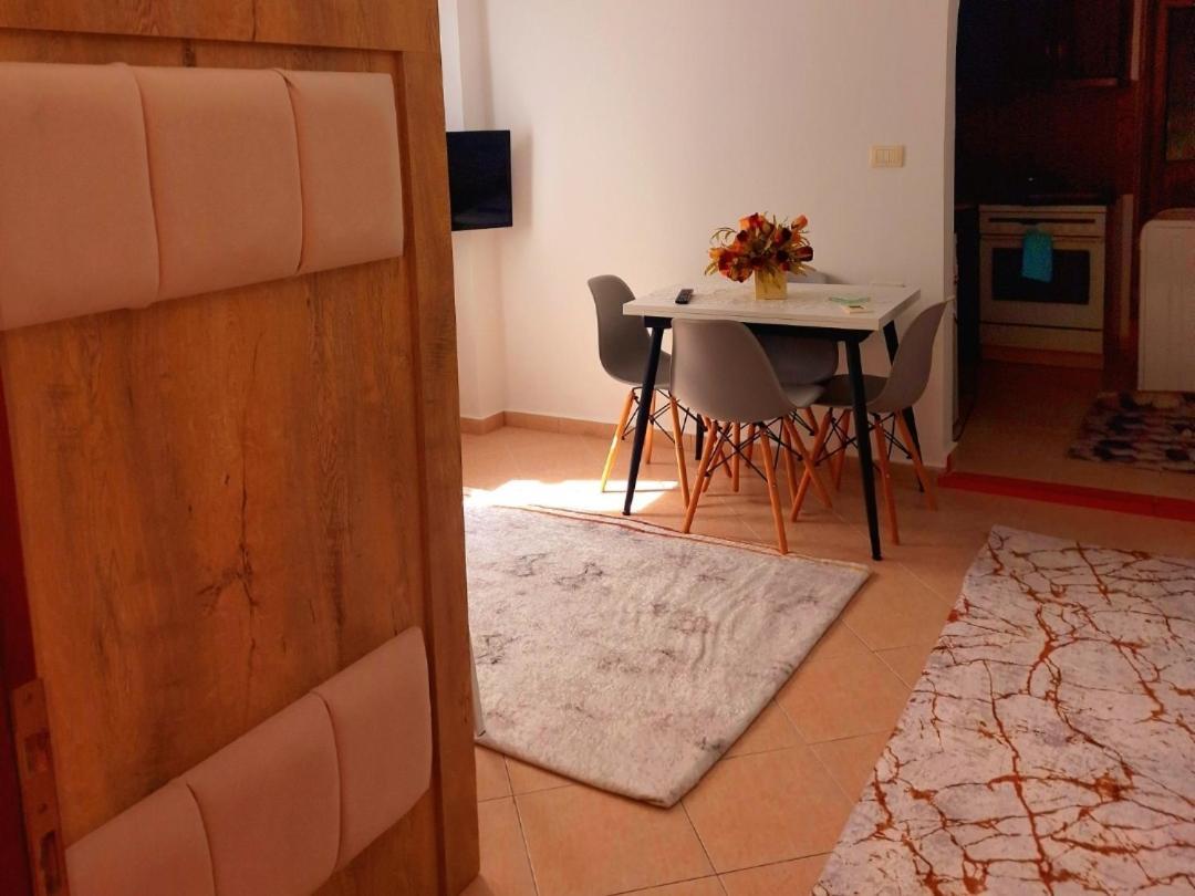 Apartment Antigona Gjirokastra Szoba fotó